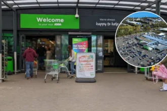 Edinburgh Jewel Asda Gang Blades Clash The Jewel 2026