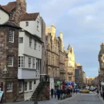 How to Navigate the City Using an Edinburgh Tourist Map