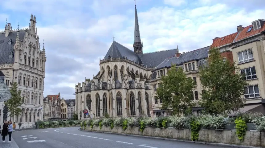 What Are the Best Free Things to Do in Edinburgh for Every Traveler