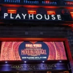 What Is the Scheduling History of Chicago at the Edinburgh Playhouse