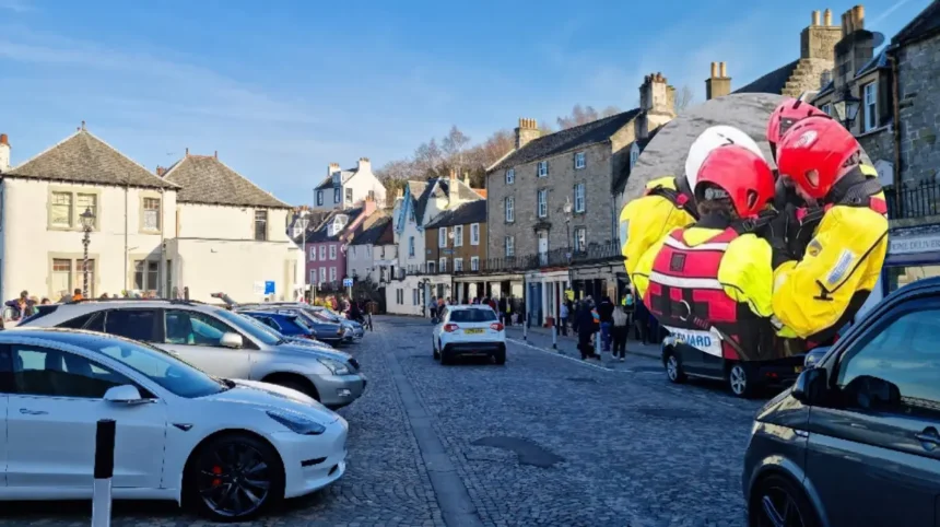 Windsurfer Rescue Sparks Major Emergency Response in Edinburgh 2026